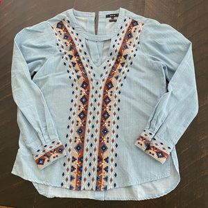 Denim perfection! Miss Me top!